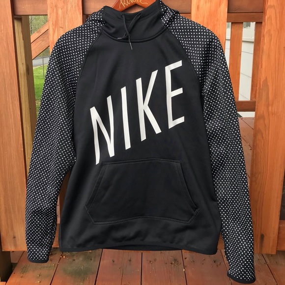 Nike Tops - Nike Dri Fit Women’s Black Sweatshirt Small